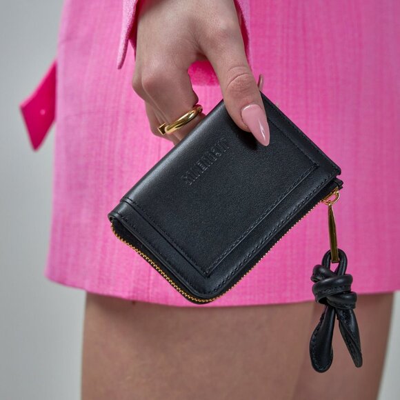Jacquemus Le Porte-Cartes Tourni cardholder [cute and fashionable] - Picture 1 of 13